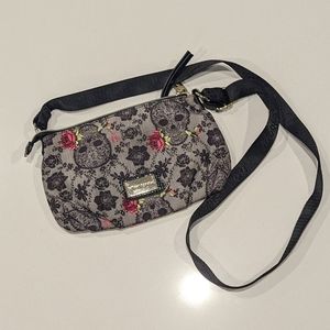 Rare Betsey Johnson Sugar Skull Crossbody Bag
